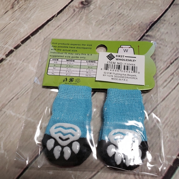 Non Skid Pet Socks. - Picture 2 of 5
